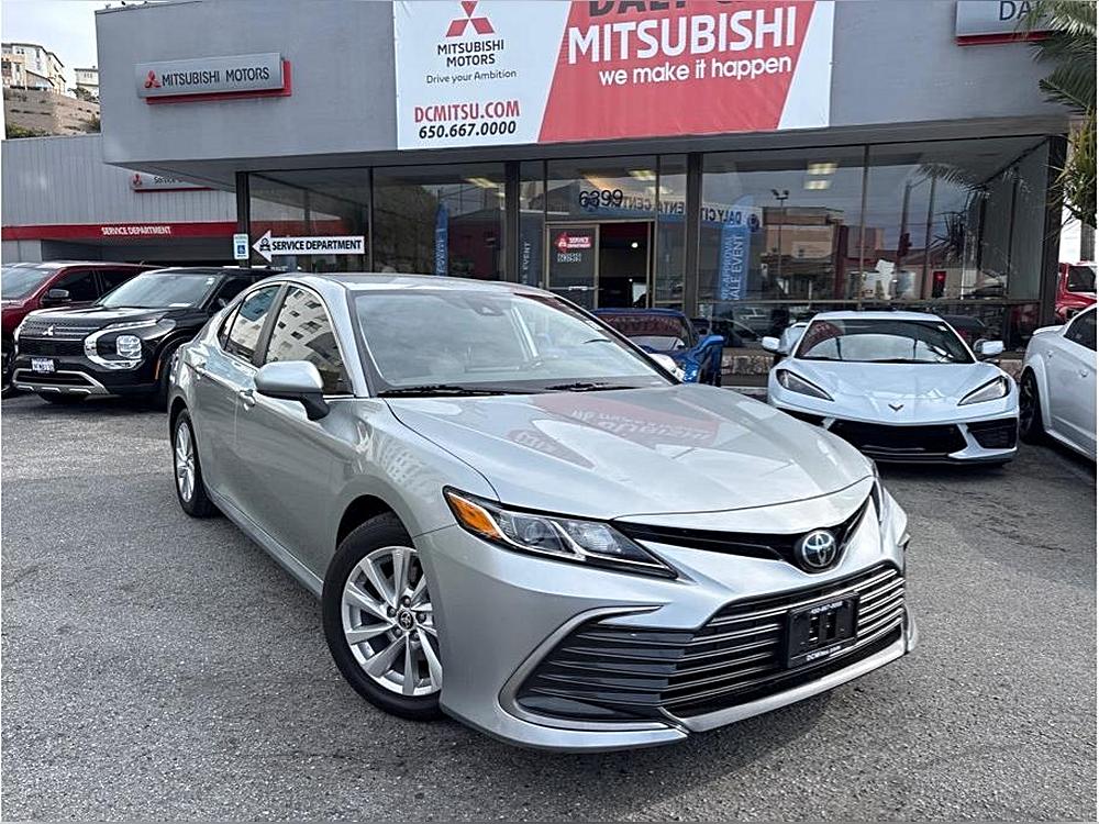 2023 Toyota Camry LE Sedan 4D