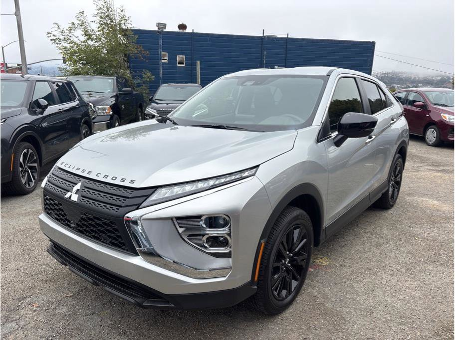 2025 Mitsubishi Eclipse Cross LE