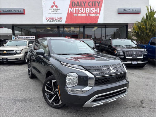 2025 Mitsubishi Outlander Plug-In-Hybrid SE