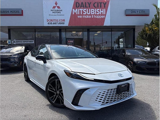 2025 Toyota Camry XSE Sedan 4D