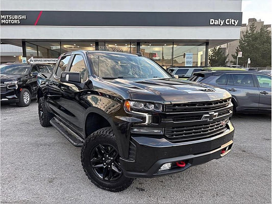 2020 Chevrolet Silverado 1500 Crew Cab LT Trail Boss Pickup 4D 5 3/4 ft