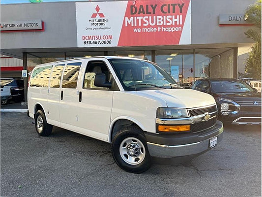 2020 Chevrolet Express 2500 Passenger LT Van 3D