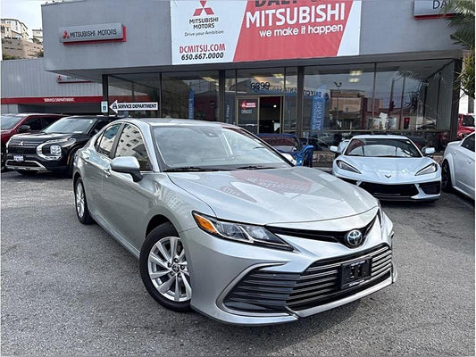 2023 Toyota Camry LE Sedan 4D