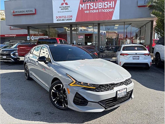 2023 Kia K5 GT-Line Sedan 4D