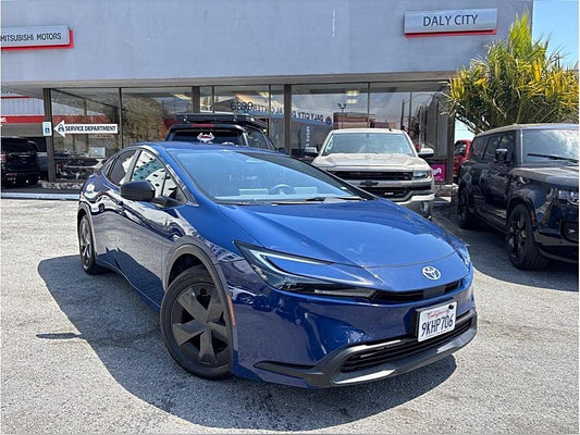 2024 Toyota Prius LE Hatchback 4D