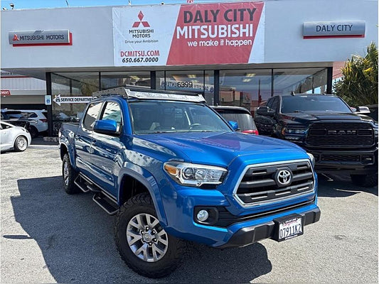 2017 Toyota Tacoma Double Cab SR5 Pickup 4D 5 ft