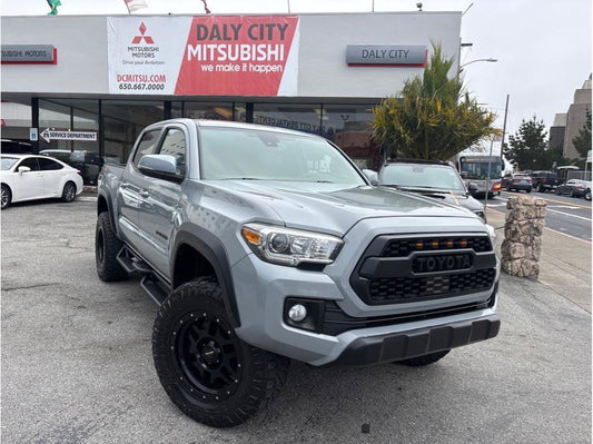 2019 Toyota Tacoma Double Cab TRD Off-Road Pickup 4D 5 ft