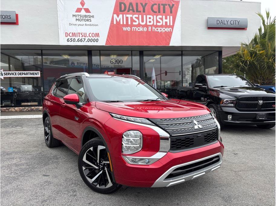 2025 Mitsubishi Outlander Plug-In-Hybrid SEL