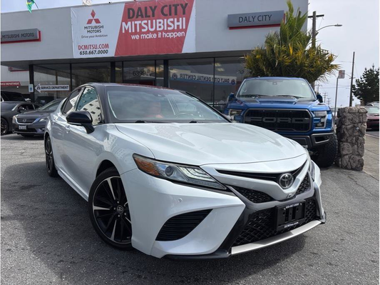 2018 Toyota Camry XSE Sedan 4D